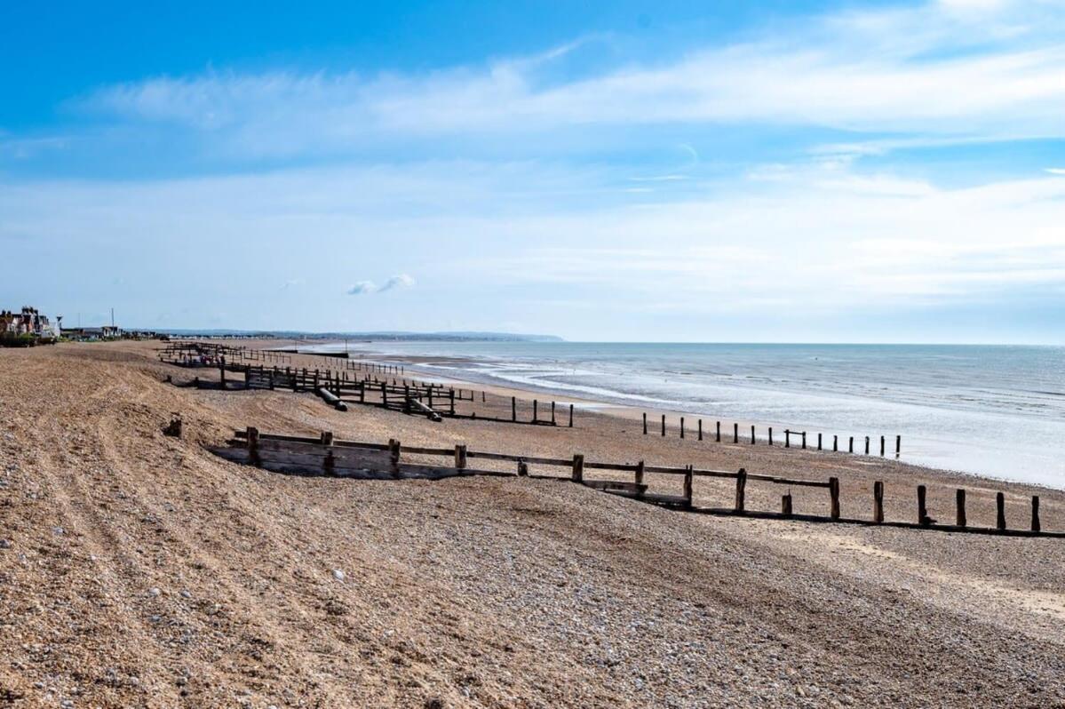 Вілла Escape To Paradise At Pevensey Bay Holiday Park 13 Woodland Walk Екстер'єр фото
